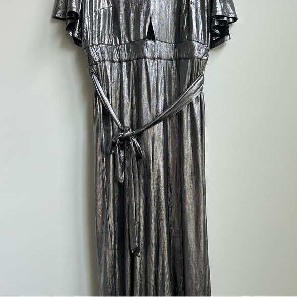 Refinery29 x ELOQUII disco hipster Party Silver Metallic V-Neck Jumpsuit R29 14 - Picture 12 of 16